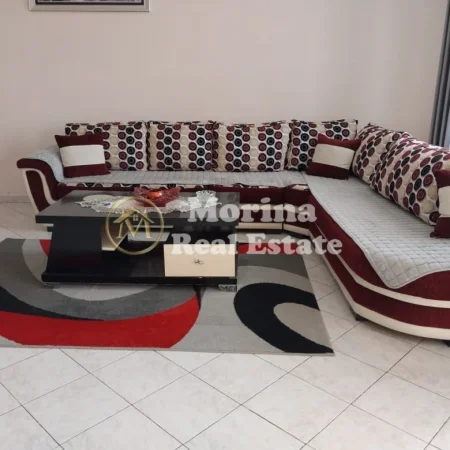 Tirane, jepet me qera Vile 2+1 Kati 1, 100 m² 350 € (Tufine)