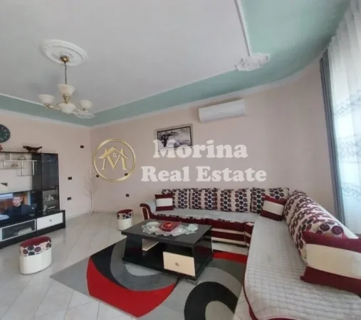 Tirane, jepet me qera Vile 2+1 Kati 1, 100 m² 350 € (Tufine)