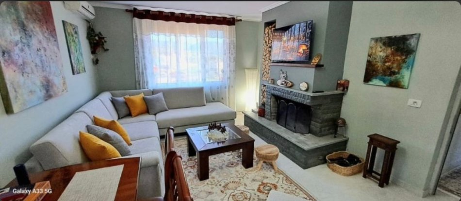 Tirane, jepet me qera apartament 1+1 Kati 2, 60 m² 350 € (mullet)