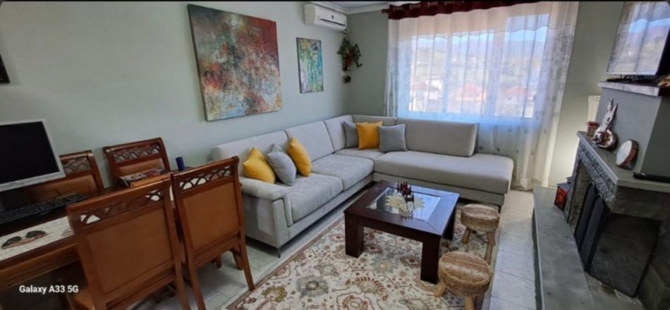 Tirane, jepet me qera apartament 1+1 Kati 2, 60 m² 350 € (mullet)