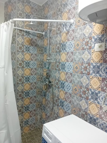 Tirane, jepet me qera apartament 1+1+Aneks+Ballkon Kati 2, 75 m² 721 € 