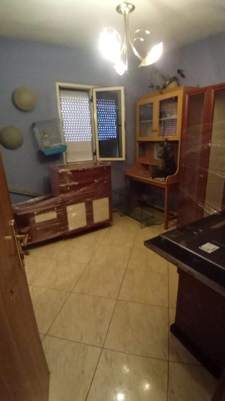 Tirane, shitet apartament 3+1 Kati 5. I fundit,Siperfaqe 87m² . Rruga Irfan Tomini)