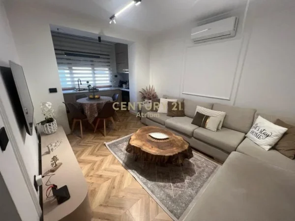Tirane, shitet apartament 2+1 Kati 2, 78 m² 128.000 € (allias)