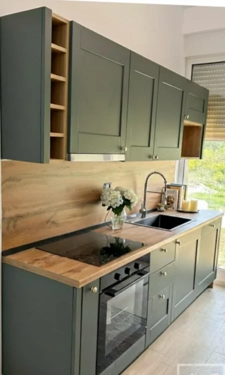 Tirane, jepet me qera apartament 1+1 Kati 1, 