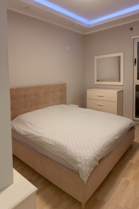 Tirane, jepet me qera apartament 1+1+Ballkon Kati 2, 67 m² 450 € (Rruga Idriz Dollaku, Ali Demi, Tiranë)