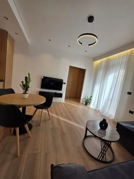 Tirane, shitet apartament 1+1 Kati 1, 50 m² 122.000 € 