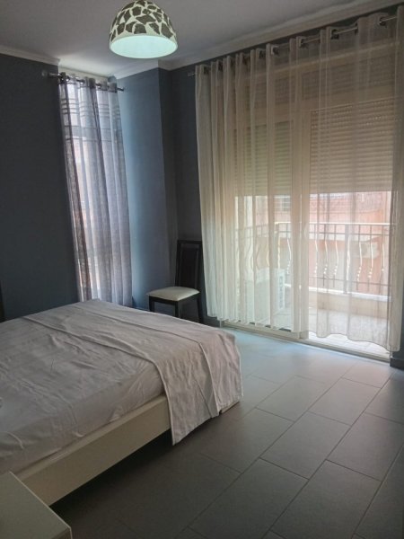 Durres, shitet apartament 1+1+Ballkon Kati 2, 70 m² 90.000 € (shkembi kavajes)