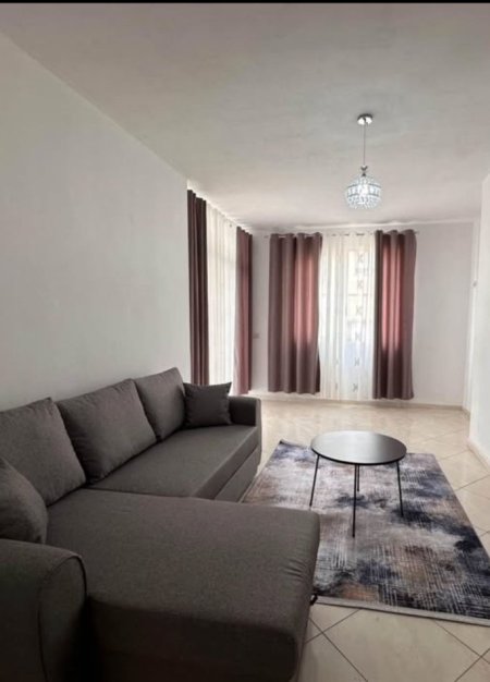 Tirane, jepet me qera apartament 2+1+Ballkon , 103 m² 620 € (Astir, Kompleksi Fratari)