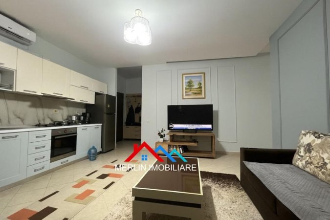 Tirane, shitet apartament 2+1+Ballkon Kati 8, 88 m² 142.000 € (RRUGA BESIM ALLA,MISTO MAME)