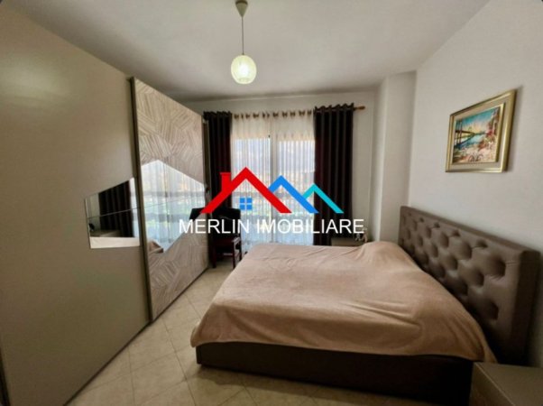 Tirane, shitet apartament 2+1+Ballkon Kati 8, 88 m² 142.000 € (RRUGA BESIM ALLA,MISTO MAME)