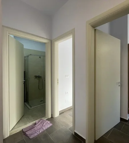 Gjiri Lalezit | Hamallaj, shitet apartament 2+1 Kati 2, 71 m² 210.000 € (Gjiri i Lalzit)