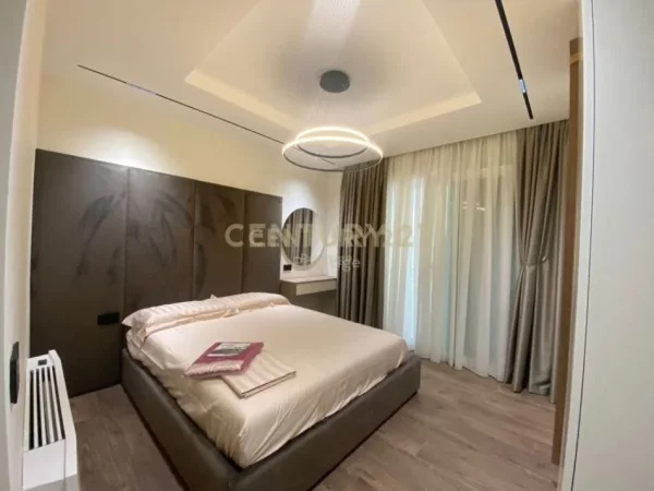 Tirane, jepet me qera apartament 2+1 Kati 3, 110 m² 1.350 €