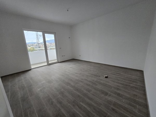 Tirane, shitet apartament 1+1+Ballkon Kati 3, 90 m² 121.000 € (BULEVARDI I RI)