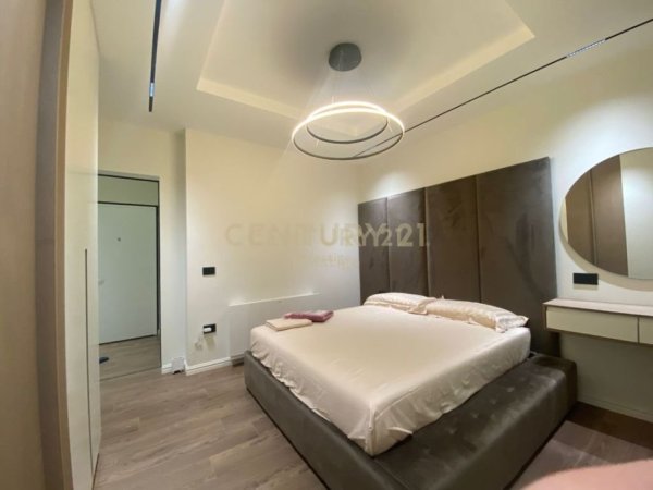Tirane, jepet me qera apartament 2+1 Kati 3, 110 m² 1.700 € (LIQENI I THATE)