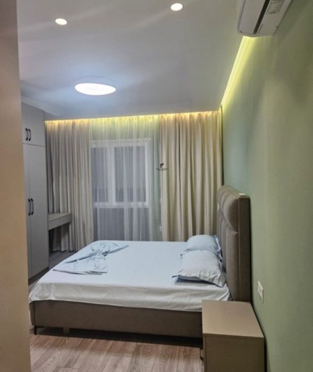 Tirane, jepet me qera apartament 2+1 Kati 6, 90 m² 700 € (LAPRAKE)