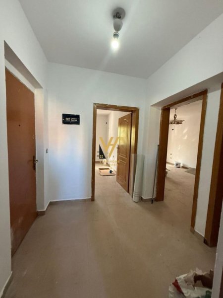 Tirane, jepet me qera ambjent biznesi Kati 2, 70 m² 500 € (VASIL SHANTO)