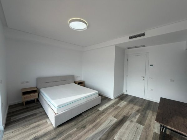 Tirane, jepet me qera Vile 3 Katshe Kati 0, 450 m² 2.350 € (Prane TEG)