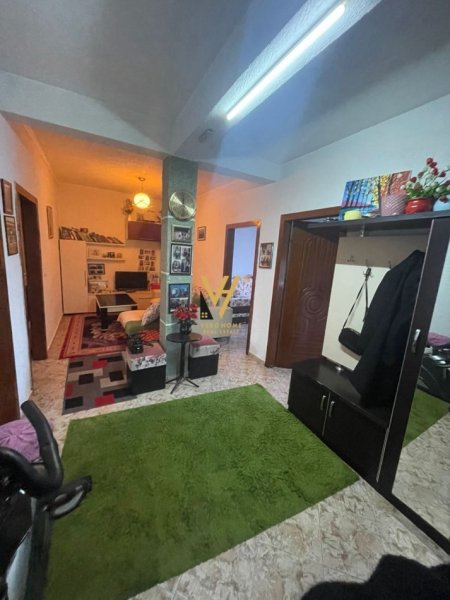 Tirane, jepet me qera apartament 3+1+Ballkon Kati 6, 100 m² 450 € (DON BOSKO)
