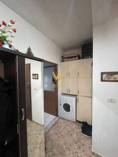 Tirane, jepet me qera apartament 3+1+Ballkon Kati 6, 100 m² 450 € (DON BOSKO)