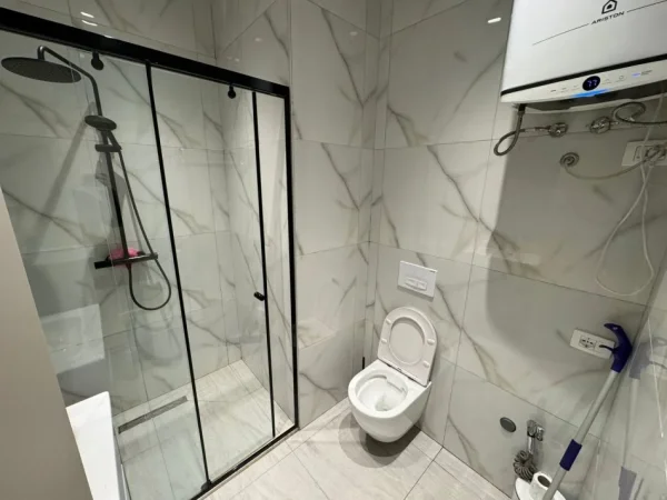 Tirane, shitet garsonier 1+1 Kati 1, 29 m² 60.000 € 