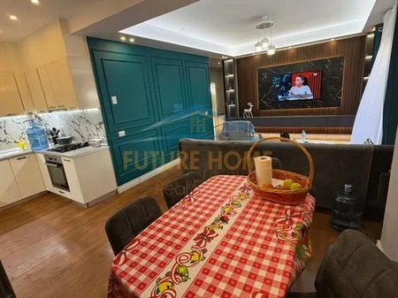 Tirane, shitet apartament 2+1 Kati 1, 125 m² 185.000 € 