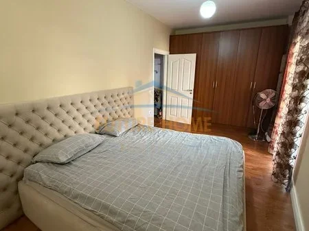 Tirane, shitet apartament 2+1 Kati 1, 125 m² 185.000 € 