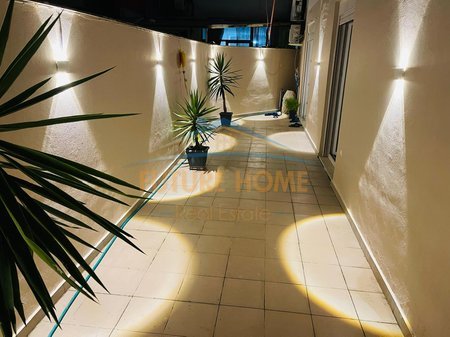 Tirane, shitet apartament 2+1 Kati 1, 125 m² 185.000 € 