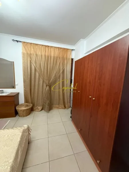 Tirane, jepet me qera apartament 2+1 Kati 9, 73 m² 600 € (KOMUNA E PARISIT)