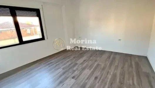Tirane, shitet apartament 1+1 Kati 2, 77 m² 196.000 € (Shkolla e Kuqe)