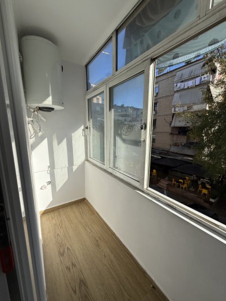 Tirane, shes apartament 1+1 Kati 3, 42 m² 135.000 € 