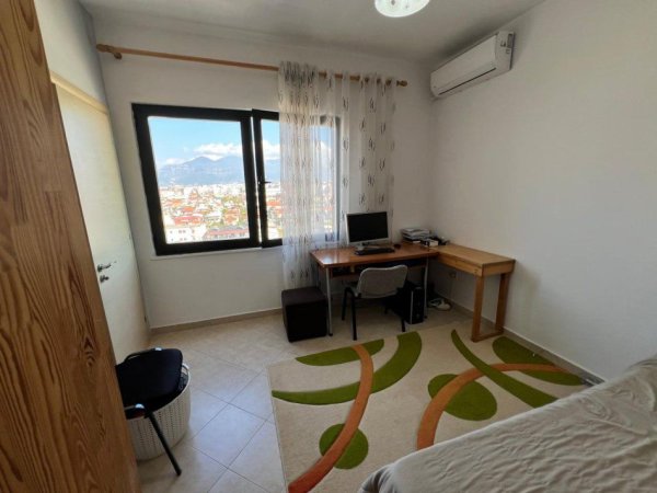 Tirane, shitet apartament 2+1 Kati 8, 88 m² 142.000 € (YZBERISHT)