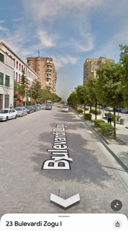 Tirane, shitet dyqan Kati 0, 62 m² 530.000 € (Bulevardi Zogu 1)