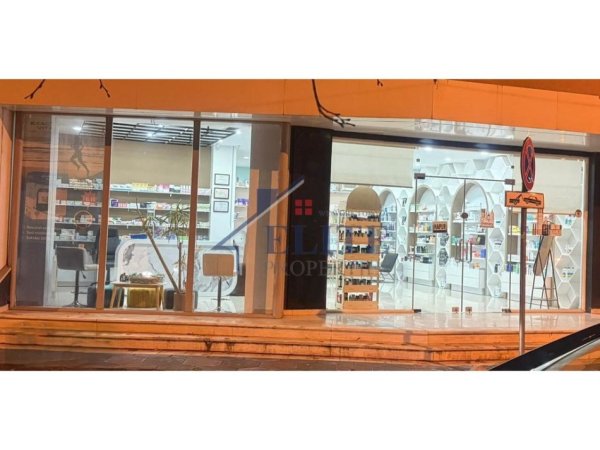 Tirane, jepet me qera Kati 0, 110 m² 1.000 € (21 Dhjetori)