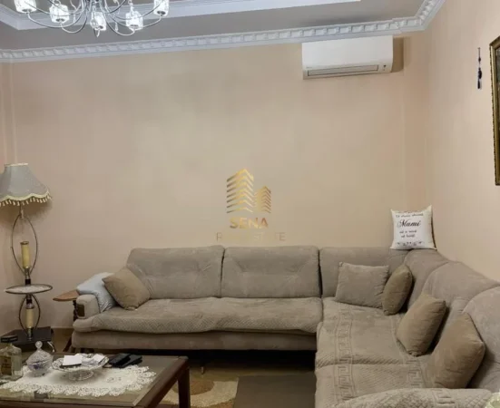 Tirane, jepet me qera shtepi 3+1+Ballkon Kati 3, 220 m² 450 € (Rruga Marie Kraja)