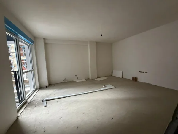 Tirane, shitet ambjent biznesi Kati 1, 116 m² 231.000 € (Jordan Misja)