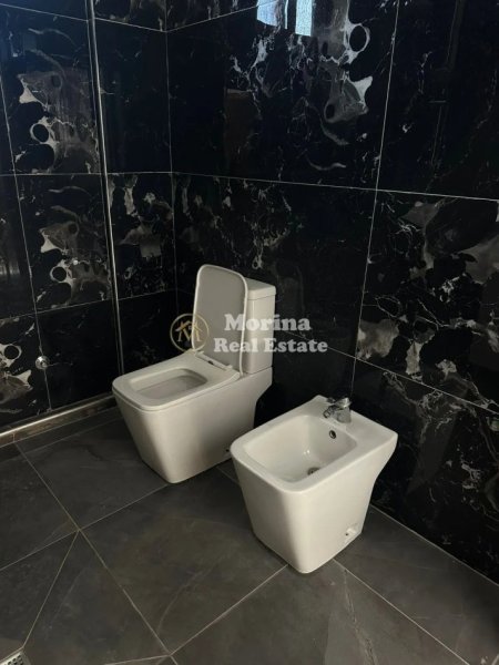 Tirane, jepet me qera shtepi 2+1 Kati 1, 85 m² 400 € (Allias)