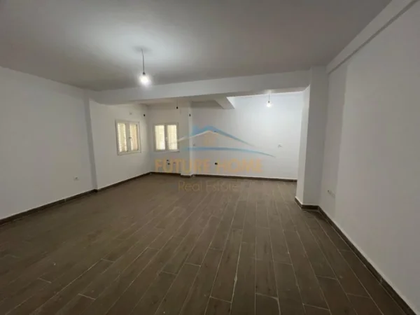 Tirane, shitet apartament 1+1 Kati 3, 86 m² 129.000 € 