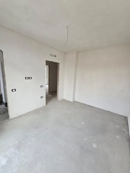 Tirane, shitet apartament 3+1+Ballkon Kati 3, 142 m² 268.660 € (Jordan Misja)