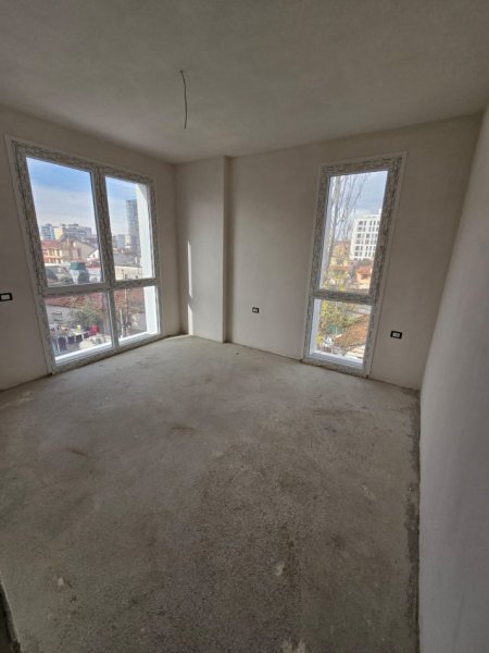 Tirane, shitet apartament 3+1+Ballkon Kati 3, 142 m² 268.660 € (Jordan Misja)