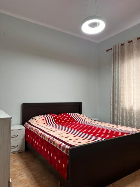 Tirane, jepet me qera Vile 1+1 Kati 1, 60 m² 400 € (Rruga Dervish Luzha)