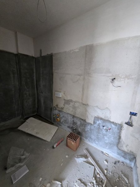 Tirane, shitet apartament 2+1+Aneks+Ballkon , 112 m² 212.200 € 