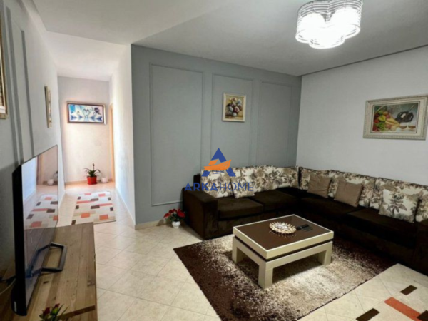 Tirane, shitet 2+1+Ballkon Kati 8, 88 m² 142.000 € 