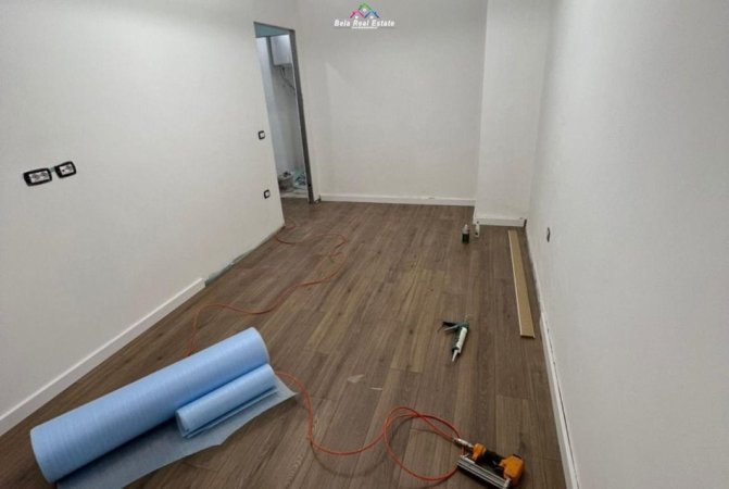 Tirane, shes apartament 1+1 Kati 2, 77 m² 190.000 € (Rrugen Osman Myderizi)
