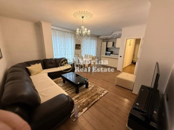 Tirane, jepet me qera apartament 3+1 Kati 3, 160 m² 900 € (Kopeshti Zoologjik)