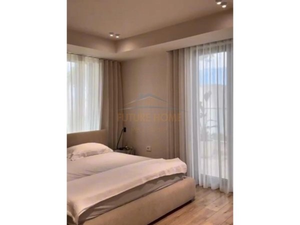 Gjiri Lalezit | Hamallaj, shitet Vile 3+1 Kati 1, 241 m² 1.400.000 € 
