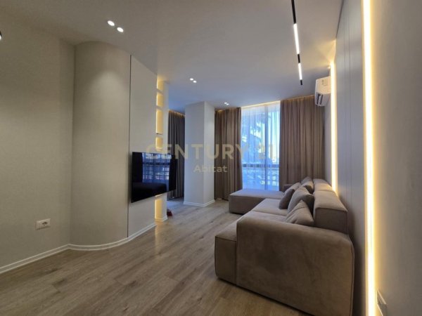 Tirane, shitet apartament 2+1 Kati 5, 86 m² 242.000 € (21 Dhjetori)