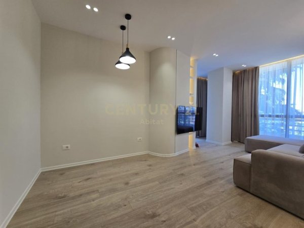 Tirane, shitet apartament 2+1 Kati 5, 86 m² 242.000 € (21 Dhjetori)