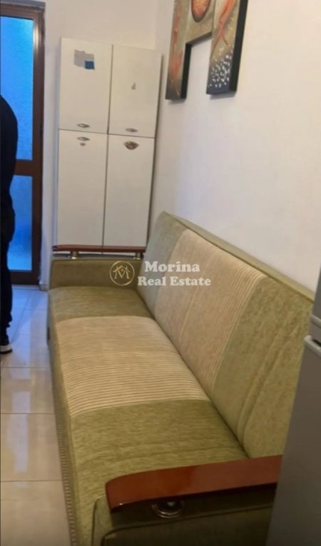 Tirane, jepet me qera garsonier Kati 1, 20 m² 200 € (Universiteti Europian)