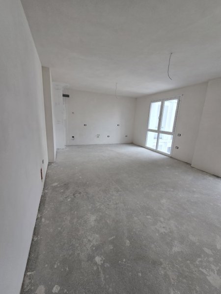 Tirane, shitet apartament 2+1 , 112 m² 212.000 € (Jordan Misja)