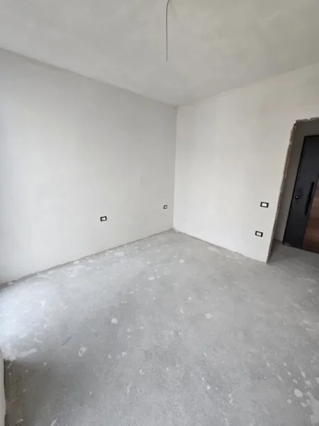 Tirane, shitet apartament 2+1 , 112 m² 212.230 € 